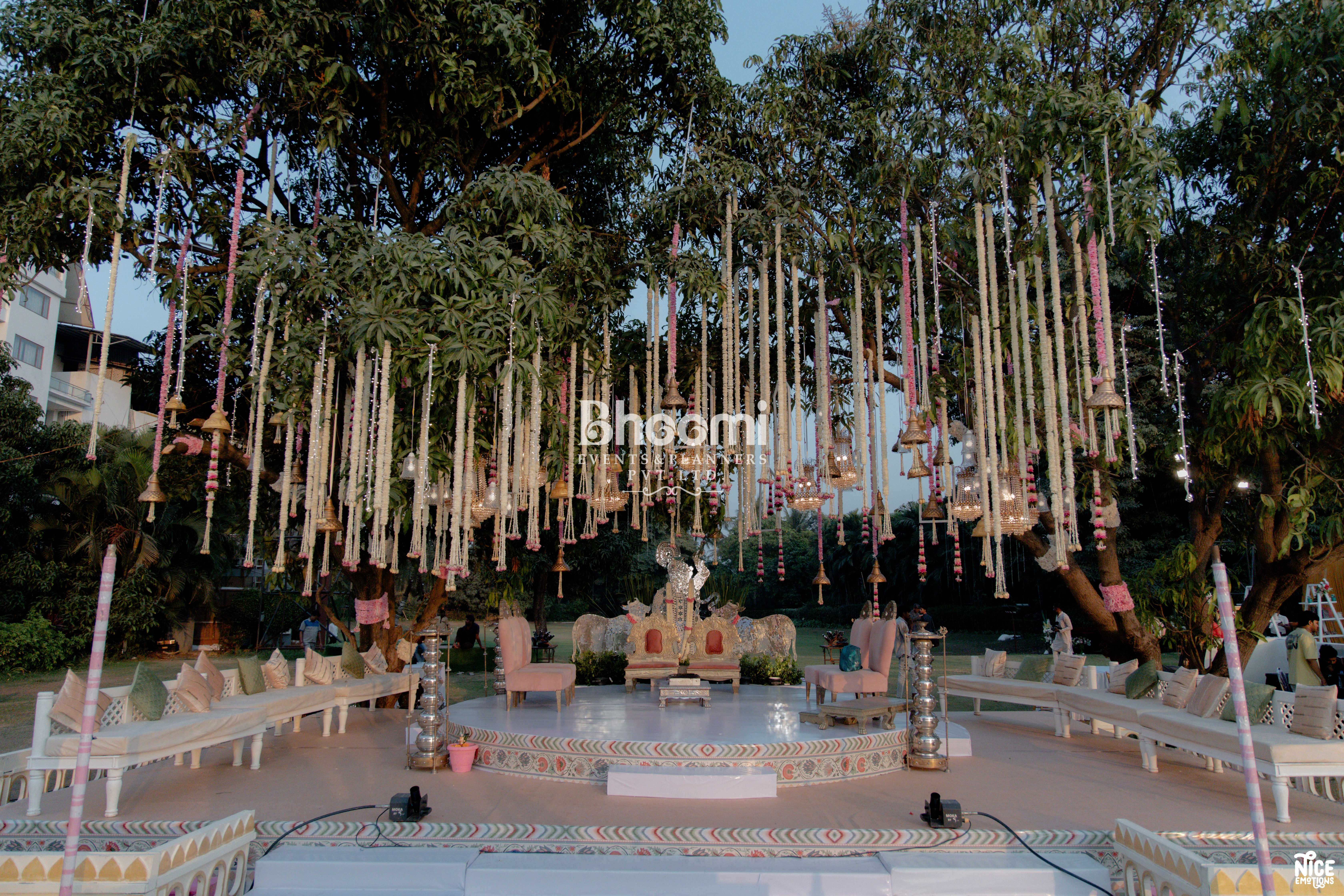 Royal Theme Reception Decoration